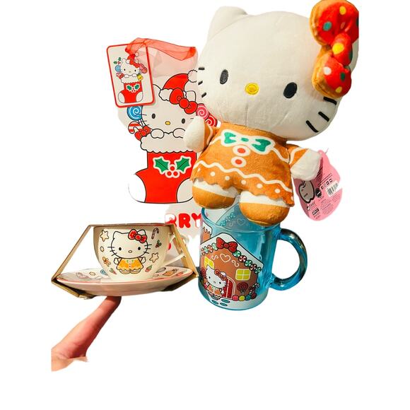 Hello Kitty Christmas bundle Lot Gingerbread Tea cup set , plush , mug and gift - Picture 3 of 4